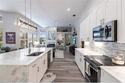 4372 Bittern Ct, Naples, FL 34119 - Photo 8