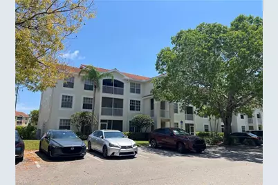4620 Saint Croix Ln #925, Naples, FL 34109 - Photo 2