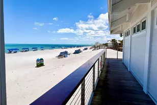 5555 Heron Point Dr, Naples, FL 34108 - Photo 6