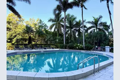 5555 Heron Point Dr #101, Naples, FL 34108 - Photo 8