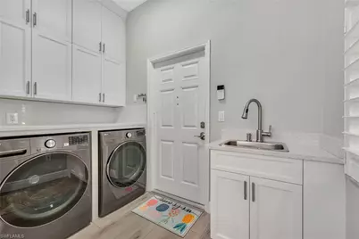 3557 Periwinkle Way #1-51, Naples, FL 34114 - Photo 14