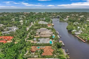 655 Galleon Dr, Naples, FL 34102 - Photo 48