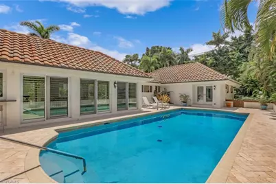 655 Galleon Dr, Naples, FL 34102 - Photo 24