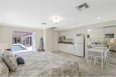 655 Galleon Dr, Naples, FL 34102 - Photo 20
