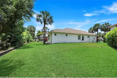 16221 Parque Ln, Naples, FL 34110 - Photo 18