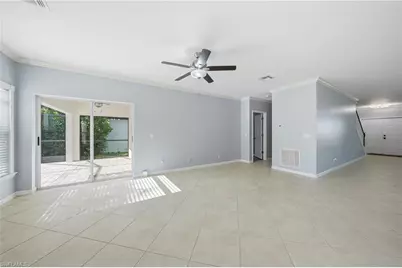15078 Topsail Ct, Naples, FL 34119 - Photo 14