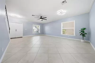 15078 Topsail Ct, Naples, FL 34119 - Photo 6