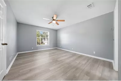 15078 Topsail Ct, Naples, FL 34119 - Photo 34
