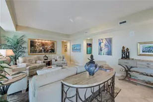 295 Grande Way, Naples, FL 34110 - Photo 6