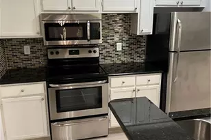 4720 St Croix Ln, Naples, FL 34109 - Photo 2