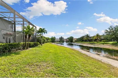 8503 Laurel Lakes Cv, Naples, FL 34119 - Photo 44