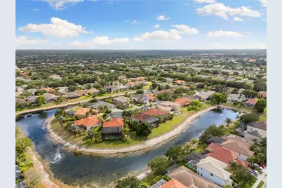 8503 Laurel Lakes Cv, Naples, FL 34119 - Photo 46