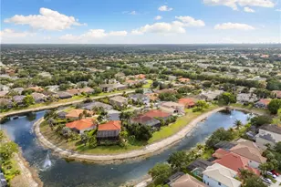8503 Laurel Lakes Cove, Naples, FL 34119 - Photo 46