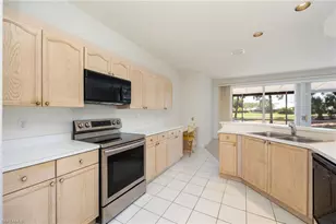 13100 Hamilton Harbour Dr, Naples, FL 34110 - Photo 8