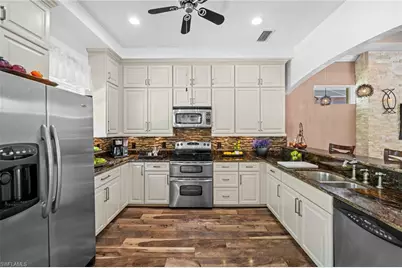4830 Europa Dr, Naples, FL 34105 - Photo 10
