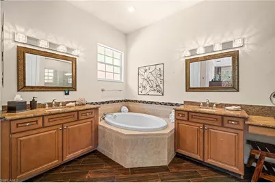 4830 Europa Dr, Naples, FL 34105 - Photo 20