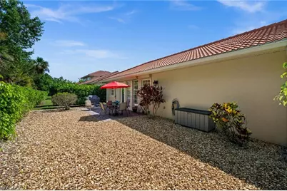4830 Europa Dr, Naples, FL 34105 - Photo 36