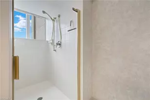 6849 Grenadier Blvd, Naples, FL 34108 - Photo 24