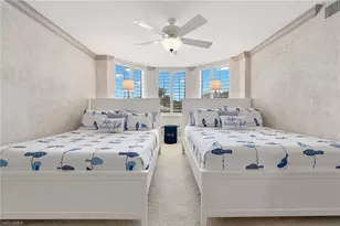 6849 Grenadier Blvd, Naples, FL 34108 - Photo 28