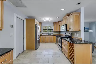 27061 Homewood Dr, Bonita Springs, FL 34135 - Photo 20
