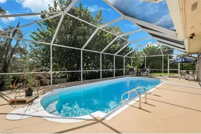 27061 Homewood Dr, Bonita Springs, FL 34135 - Photo 8