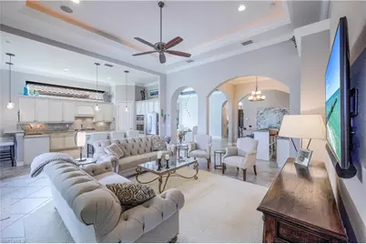 7546 Lantana Cir, Naples, FL 34119 - Photo 4