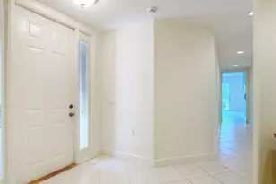 777 Regency Reserve Cir, Naples, FL 34119 - Photo 2