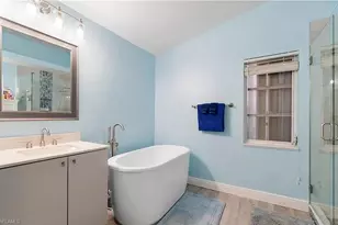 6011 Sea Grass Ln, Naples, FL 34116 - Photo 16