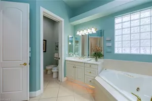 840 Villa Florenza Dr, Naples, FL 34119 - Photo 18