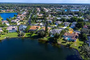 795 Briarwood Blvd, Naples, FL 34104 - Photo 24