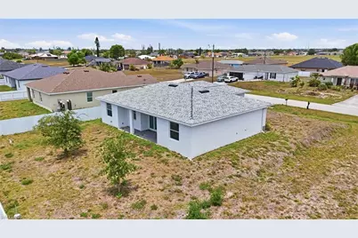 326 NE 20th Ter, Cape Coral, FL 33909 - Photo 40