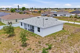 326 NE 20th Terrace, Cape Coral, FL 33909 - Photo 40