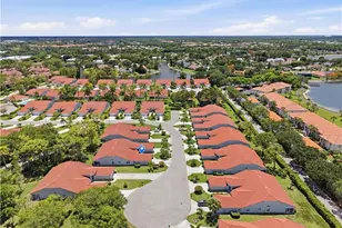 378 Melrose Pl, Naples, FL 34104 - Photo 24
