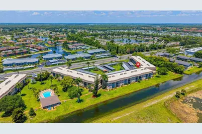 5483 Rattlesnake Hamm Rd #B-201, Naples, FL 34113 - Photo 2