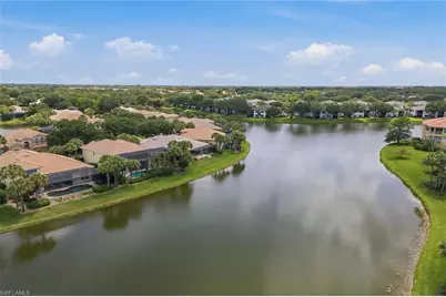 2292 Island Cove Cir, Naples, FL 34109 - Photo 2