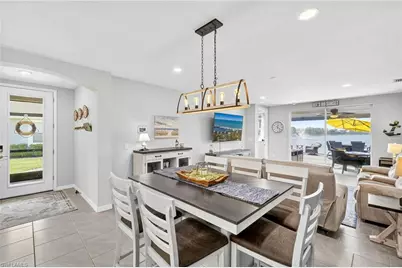 14582 Edgewater Cir, Naples, FL 34114 - Photo 4