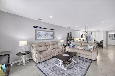 14582 Edgewater Cir, Naples, FL 34114 - Photo 2