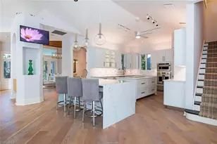 180 7th Ave S, Naples, FL 34102 - Photo 8