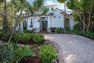 180 7th Ave S, Naples, FL 34102 - Photo 2