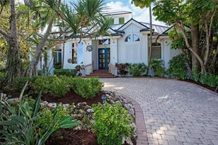 180 7th Ave S, Naples, FL 34102 - Photo 2