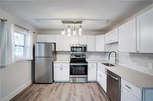 975 9th Ave S, Naples, FL 34102 - Photo 2