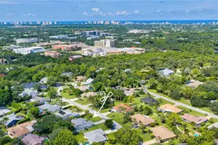 162 Westwood Dr, Naples, FL 34110 - Photo 4