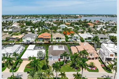 2100 Snook Dr, Naples, FL 34102 - Photo 44