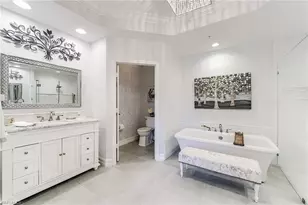 2070 Aberdeen Ln, Naples, FL 34109 - Photo 24