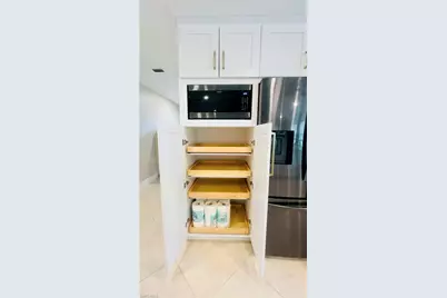 552 97th Ave N, Naples, FL 34108 - Photo 10