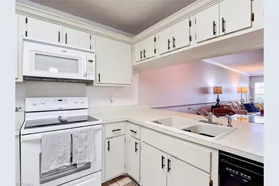 1708 Kings Lake Blvd #5-106, Naples, FL 34112 - Photo 6