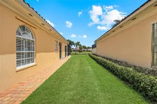 4024 Trinidad Way, Naples, FL 34119 - Photo 32