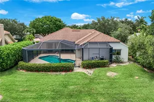 11726 Night Heron Dr, Naples, FL 34119 - Photo 4