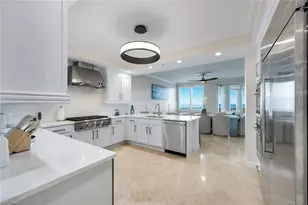 275 Indies Way, Naples, FL 34110 - Photo 6