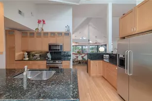 883 Galleon Dr, Naples, FL 34102 - Photo 8